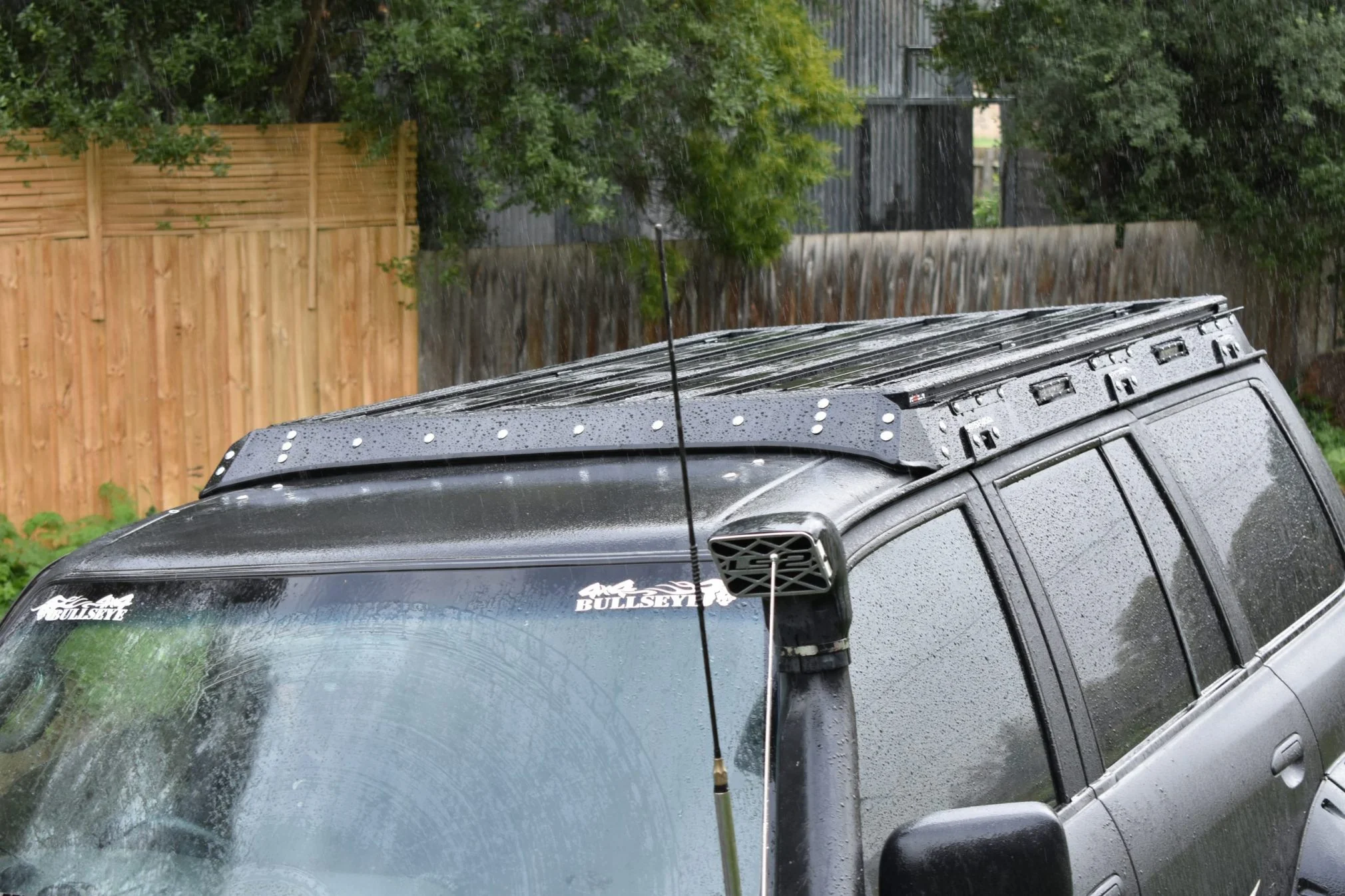 Patrol GU Low Profile Back Bone Roof Rack